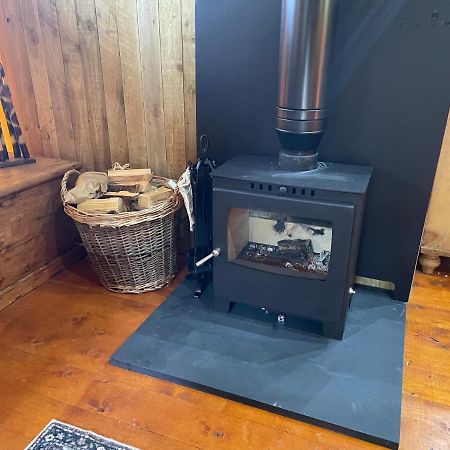 דולגלאו Mountain View Safari Tent With Hot Tub In The Heart Of Snowdonia מראה חיצוני תמונה