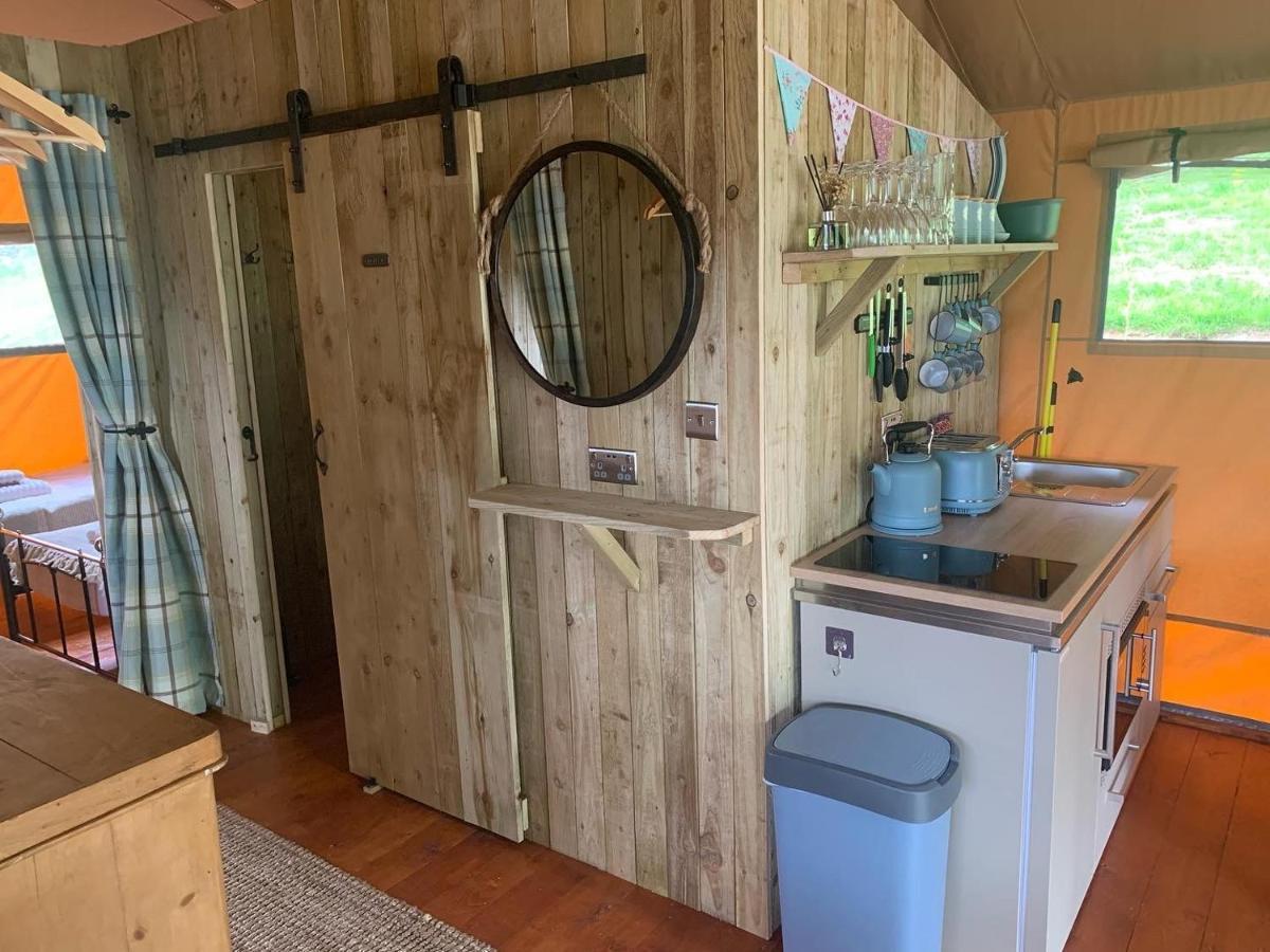 דולגלאו Mountain View Safari Tent With Hot Tub In The Heart Of Snowdonia מראה חיצוני תמונה