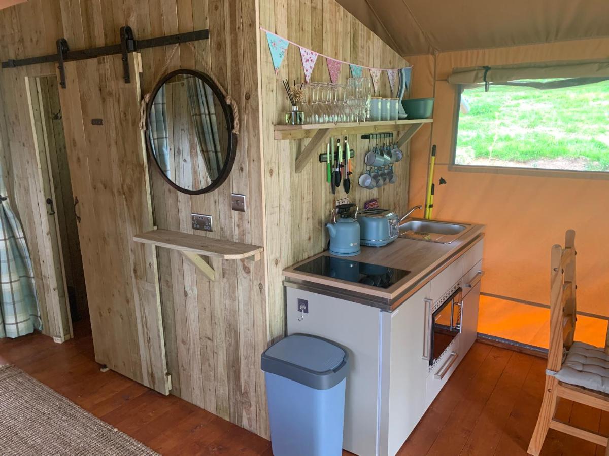 דולגלאו Mountain View Safari Tent With Hot Tub In The Heart Of Snowdonia מראה חיצוני תמונה