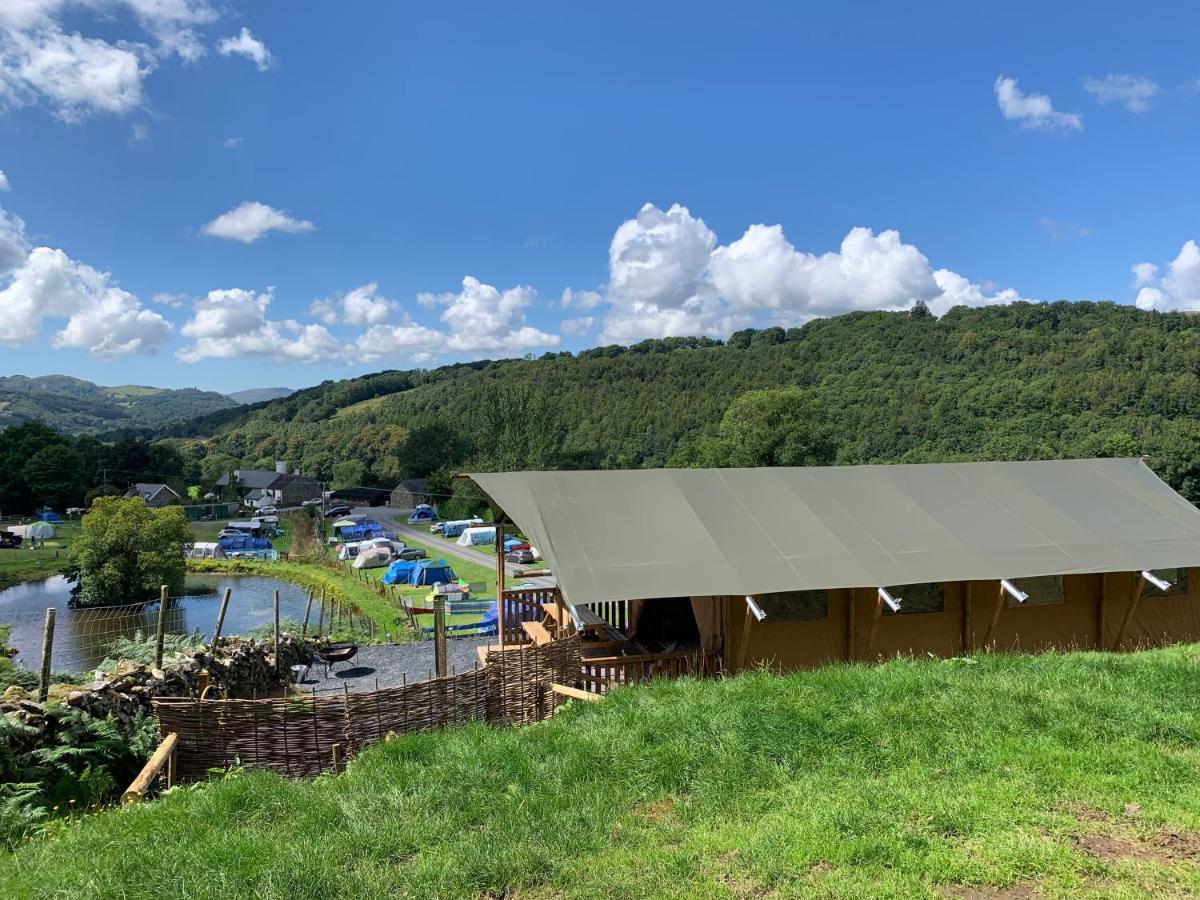דולגלאו Mountain View Safari Tent With Hot Tub In The Heart Of Snowdonia מראה חיצוני תמונה